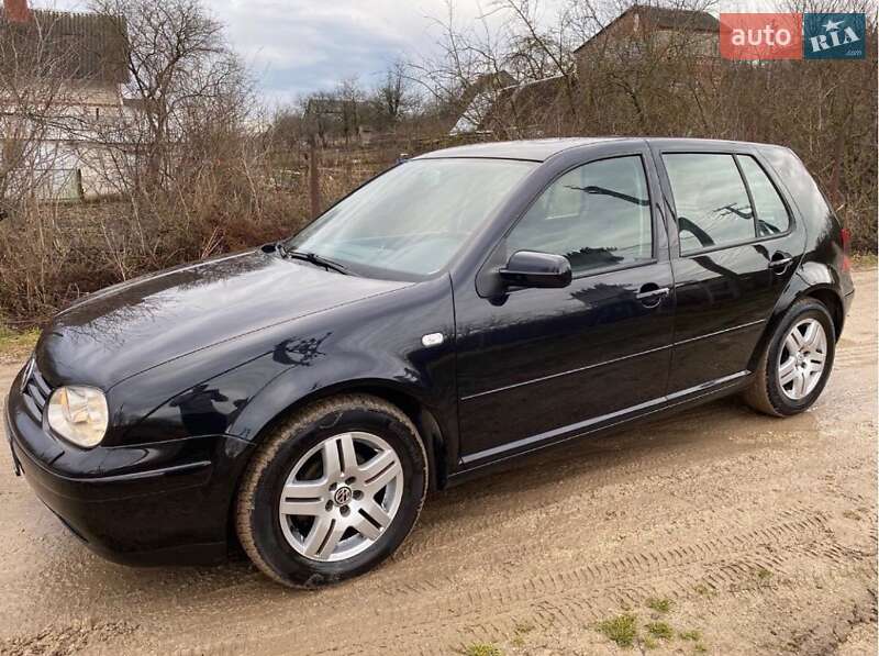 Volkswagen Golf 2000