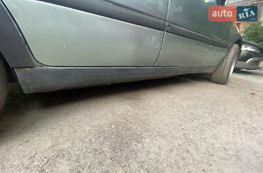 Хэтчбек Volkswagen Golf 1993 в 