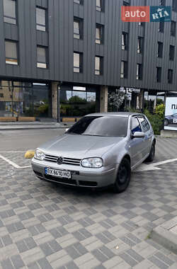 Хэтчбек Volkswagen Golf 2003 в Хмельницком