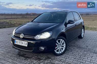 Хэтчбек Volkswagen Golf 2010 в Тячеве
