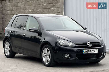 Хэтчбек Volkswagen Golf 2012 в Киеве