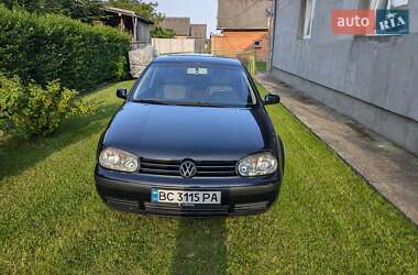 Хэтчбек Volkswagen Golf 2001 в Стрые