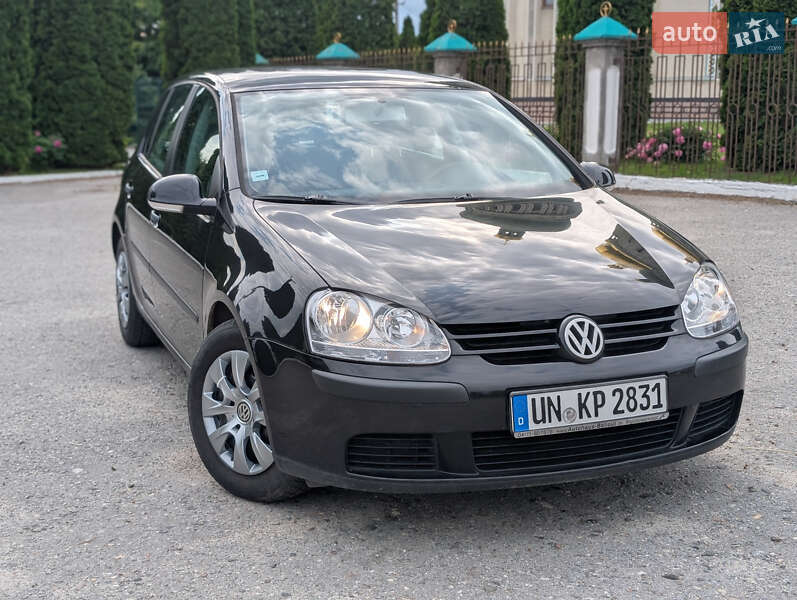 Volkswagen Golf 2004