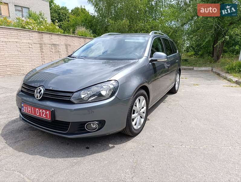 Універсал Volkswagen Golf 2010 в Запоріжжі