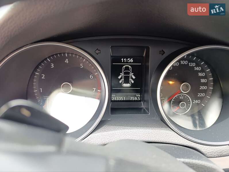 Універсал Volkswagen Golf 2010 в Запоріжжі