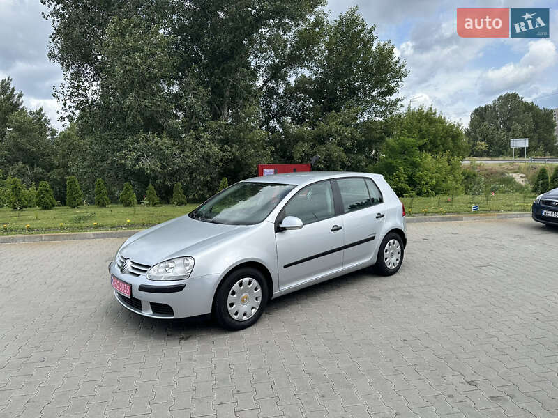 Volkswagen Golf 2005