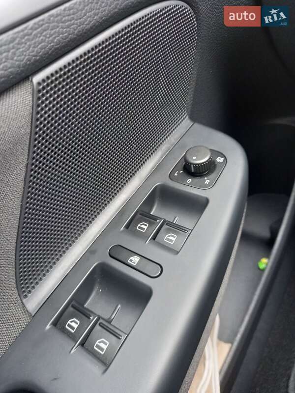 Универсал Volkswagen Golf 2011 в Полтаве фото 32 Универсал Volkswagen Golf 2011 в Полтаве