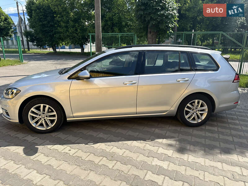 Универсал Volkswagen Golf 2020 в Луцке фото 3 Универсал Volkswagen Golf 2020 в Луцке