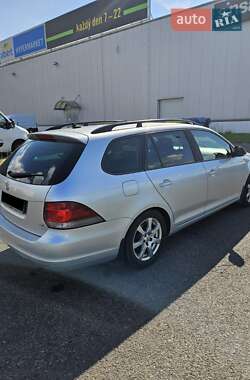 Универсал Volkswagen Golf 2013 в 