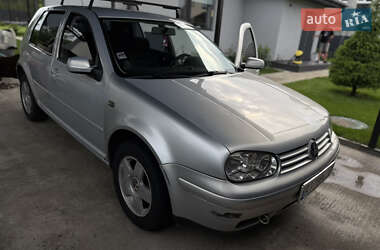 Хэтчбек Volkswagen Golf 1998 в Киеве