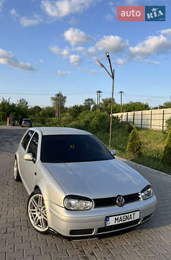 Хэтчбек Volkswagen Golf 1998 в Галиче