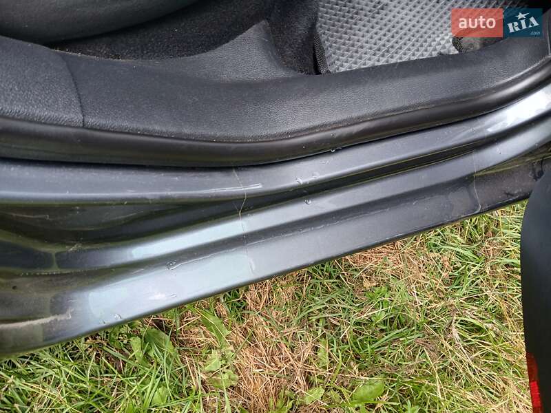 Універсал Volkswagen Golf 2009 в Вінниці