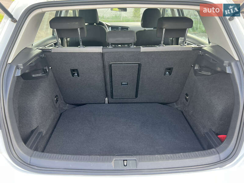 Хетчбек Volkswagen Golf 2014 в Луцьку