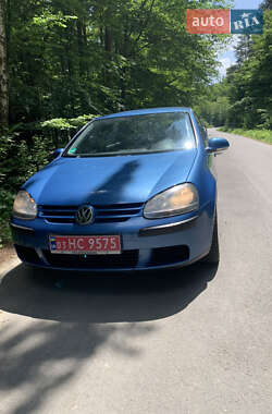 Хетчбек Volkswagen Golf 2004 в Івано-Франківську