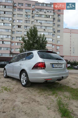 Универсал Volkswagen Golf 2013 в 