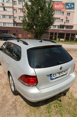 Универсал Volkswagen Golf 2013 в 