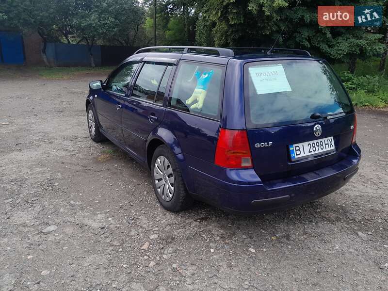 Універсал Volkswagen Golf 2001 в Валках