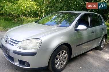 Хэтчбек Volkswagen Golf 2008 в Киеве