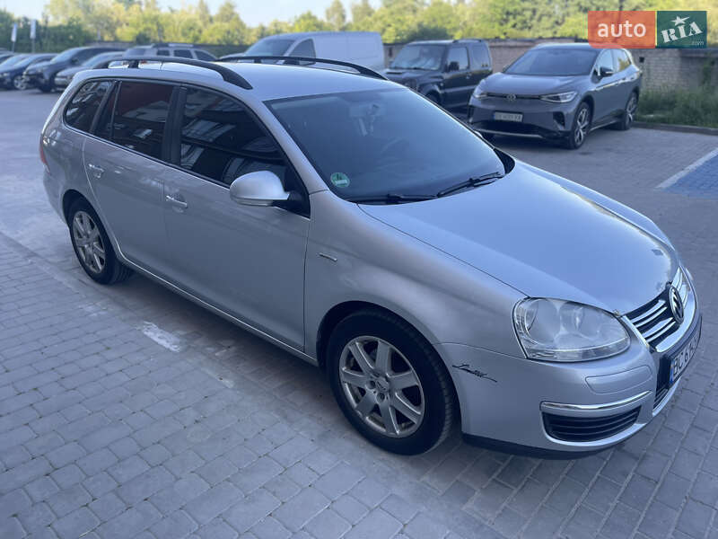 Універсал Volkswagen Golf 2008 в Львові