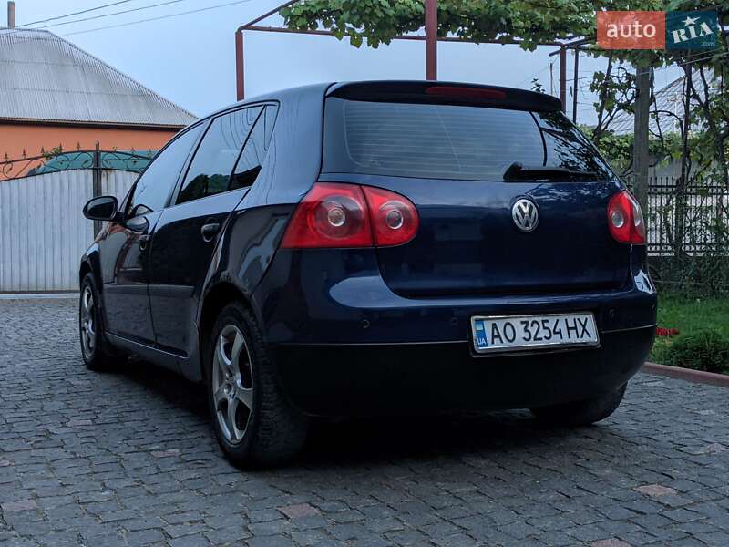 Volkswagen Golf 2005