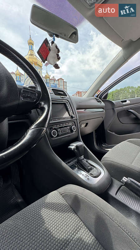 Універсал Volkswagen Golf 2009 в Тернополі