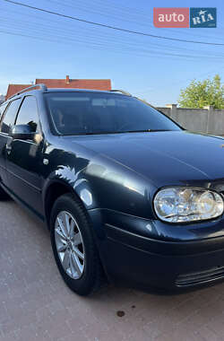 Универсал Volkswagen Golf 2004 в 