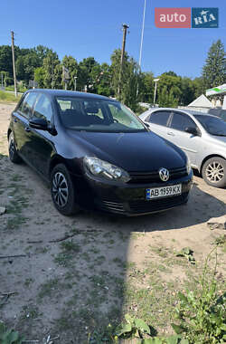 Хетчбек Volkswagen Golf 2009 в Тростянці