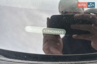 Хетчбек Volkswagen Golf 2011 в 