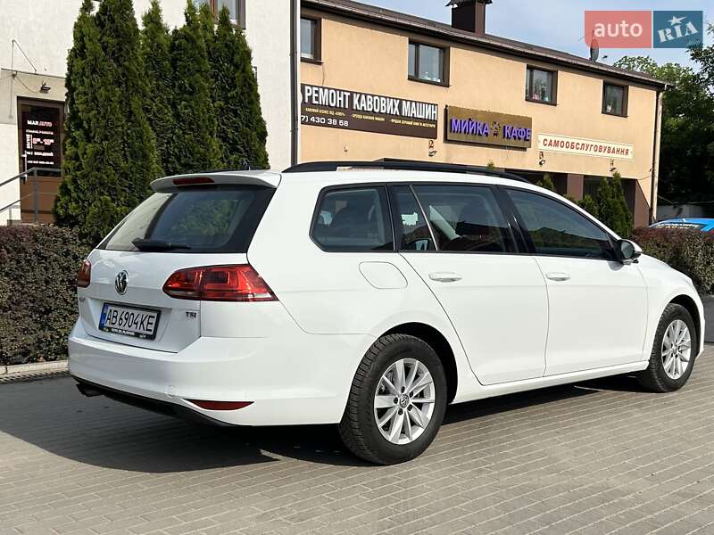Универсал Volkswagen Golf 2015 в 