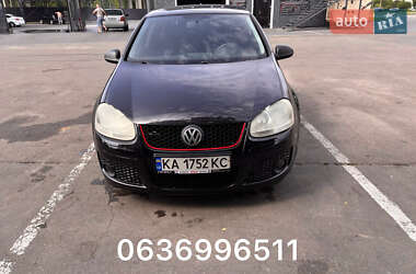 Хетчбек Volkswagen Golf 2006 в Броварах