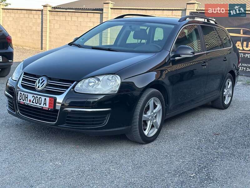 Универсал Volkswagen Golf 2009 в Ровно
