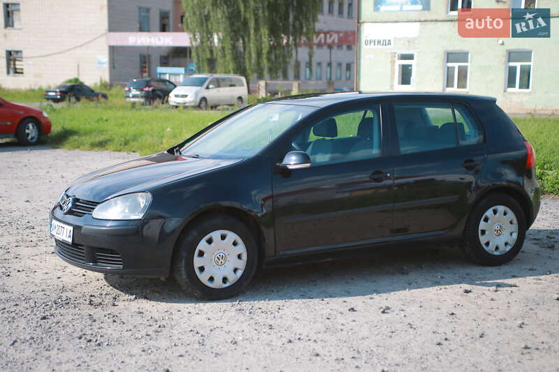 Хетчбек Volkswagen Golf 2003 в Бердичеві