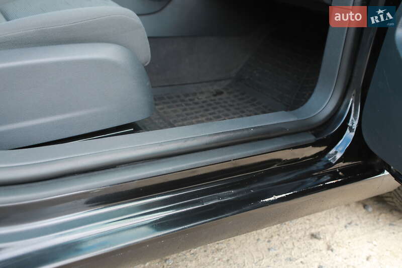 Хетчбек Volkswagen Golf 2003 в Бердичеві