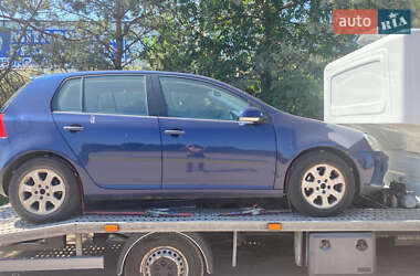 Хэтчбек Volkswagen Golf 2005 в Луцке