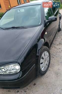 Хэтчбек Volkswagen Golf 2000 в Виннице