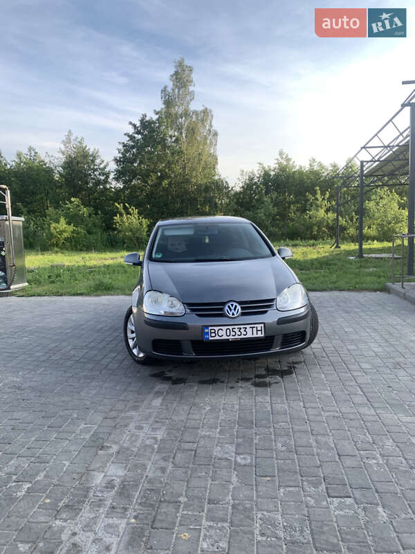 Volkswagen Golf 2005