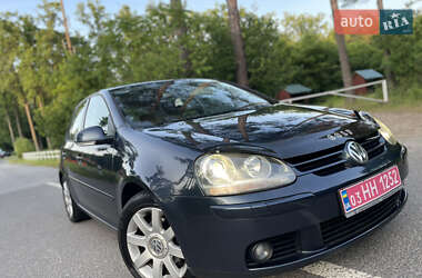 Хэтчбек Volkswagen Golf 2005 в Шепетовке