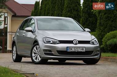Хэтчбек Volkswagen Golf 2016 в Сарнах