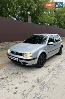 Хэтчбек Volkswagen Golf 2001 в Львове