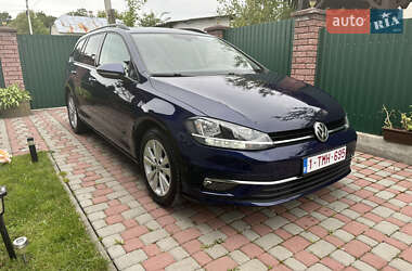 Универсал Volkswagen Golf 2017 в Лопатине