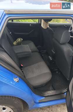 Хэтчбек Volkswagen Golf 1999 в  фото 8 Хэтчбек Volkswagen Golf 1999 в