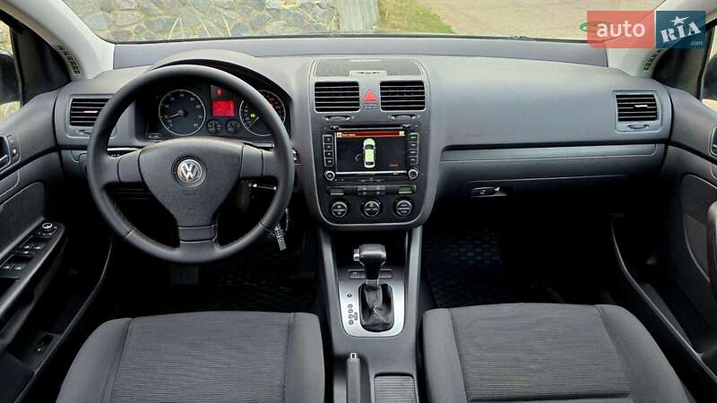 Хэтчбек Volkswagen Golf 2005 в Полтаве фото 3 Хэтчбек Volkswagen Golf 2005 в Полтаве