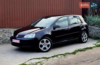 Хэтчбек Volkswagen Golf 2005 в Полтаве