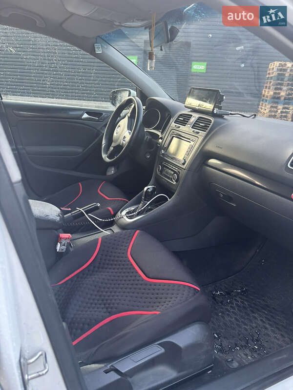 Хетчбек Volkswagen Golf 2012 в Кривому Розі