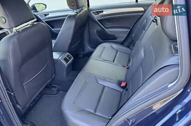 Универсал Volkswagen Golf 2015 в 