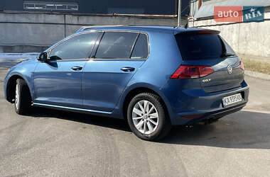 Хэтчбек Volkswagen Golf 2014 в 