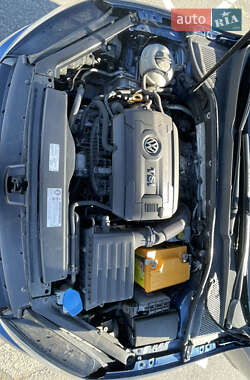 Хэтчбек Volkswagen Golf 2014 в 