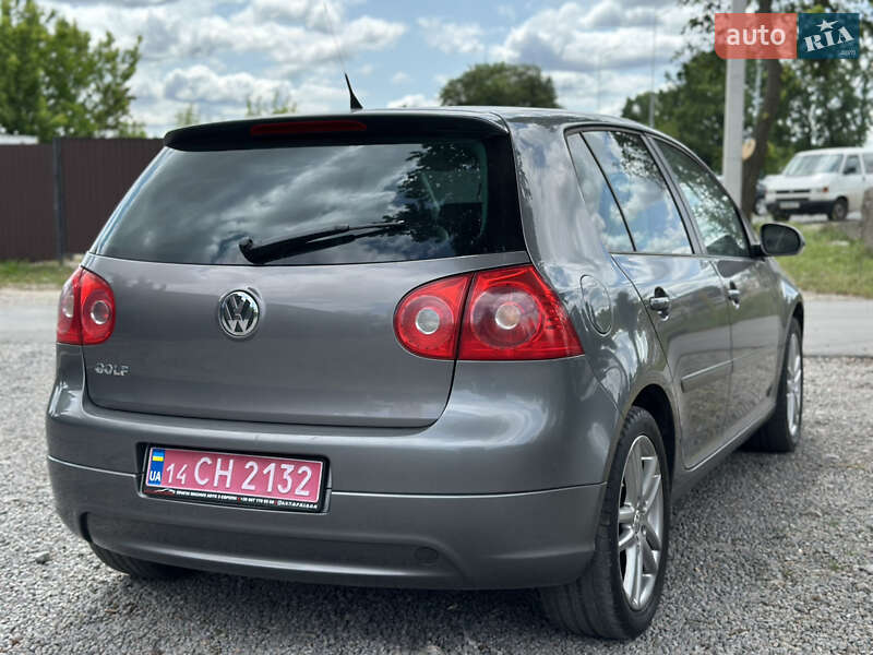 Хетчбек Volkswagen Golf 2007 в Вінниці