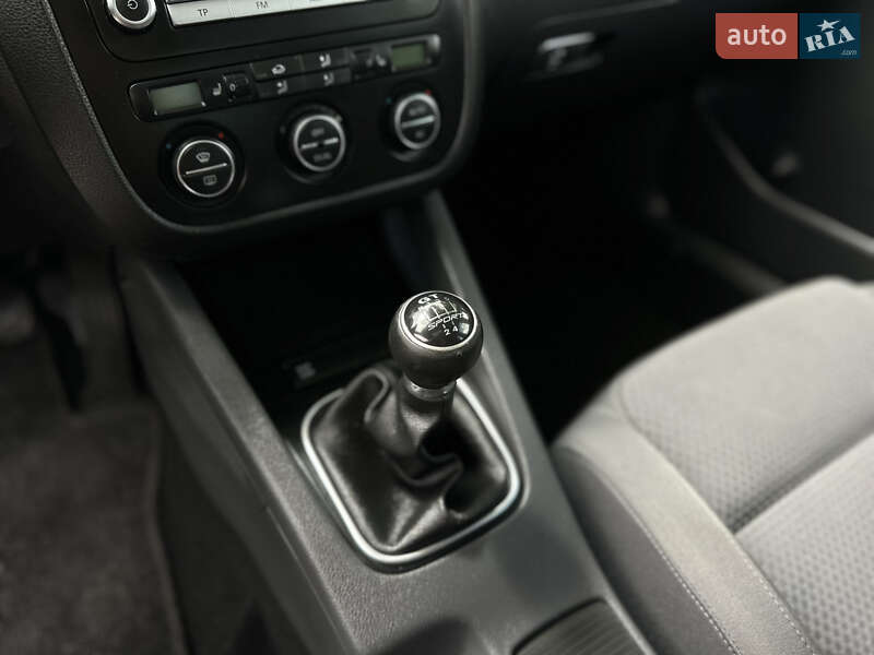 Хетчбек Volkswagen Golf 2007 в Вінниці