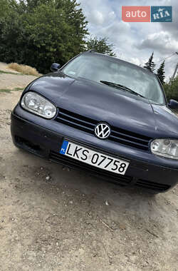 Универсал Volkswagen Golf 2000 в Запорожье